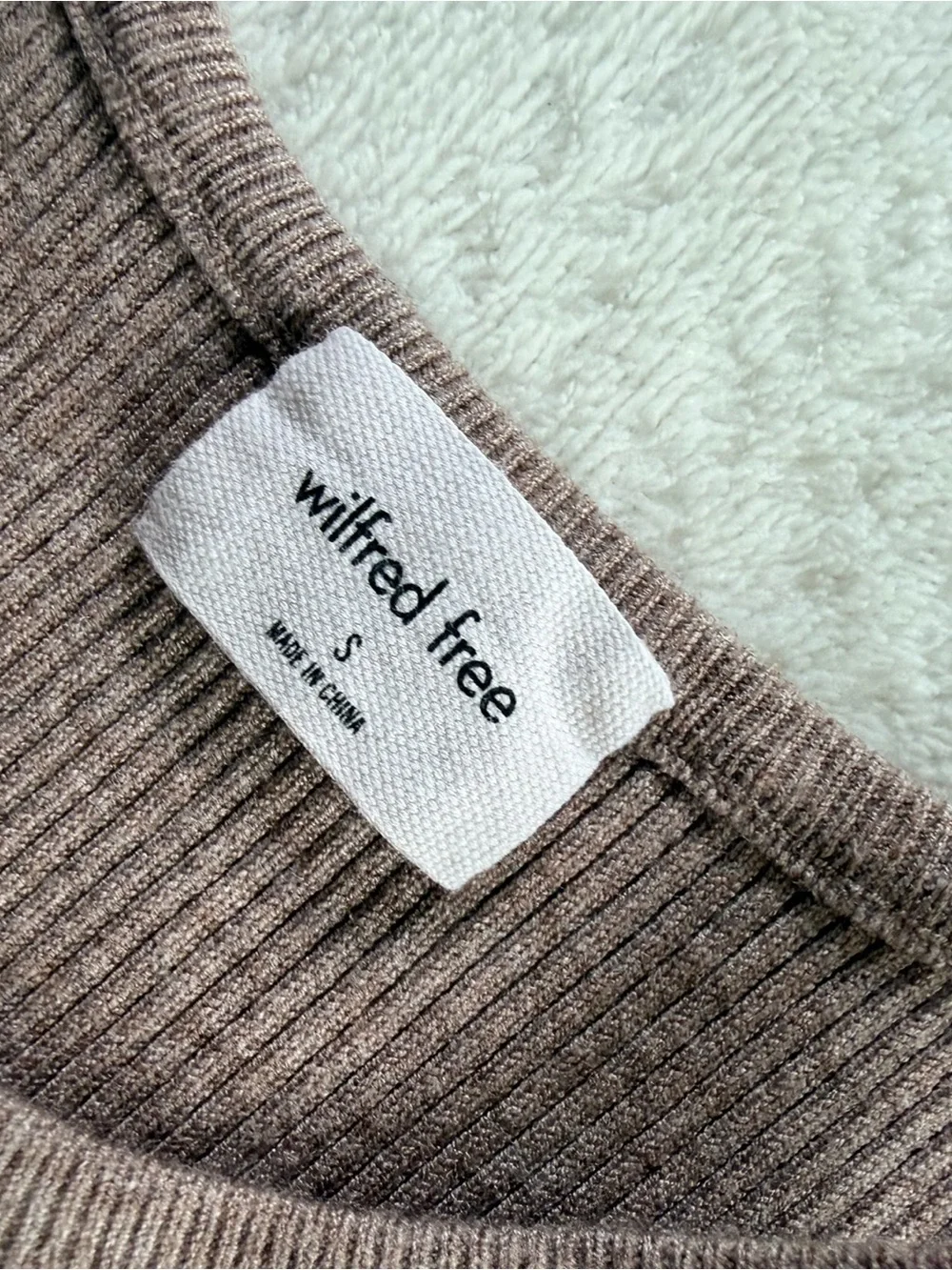 Wilfred Sleeveless Cut-Out Ribbed Midi Dress in Taupe | Small